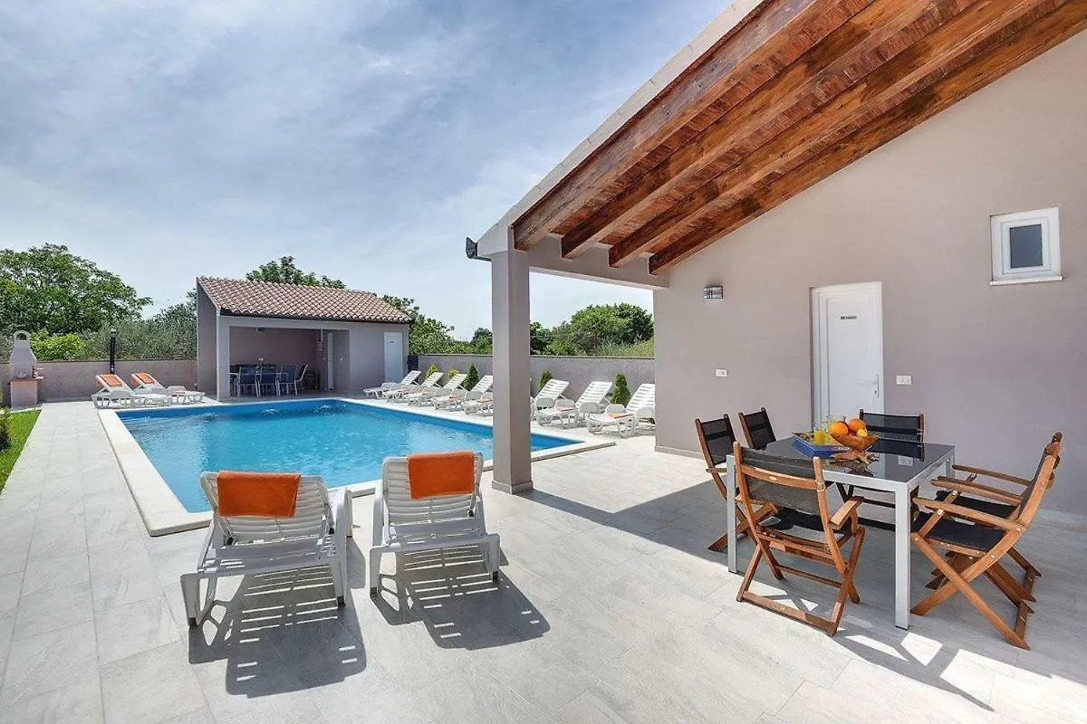 Villa Marcelia Pula 0*,  Croacia