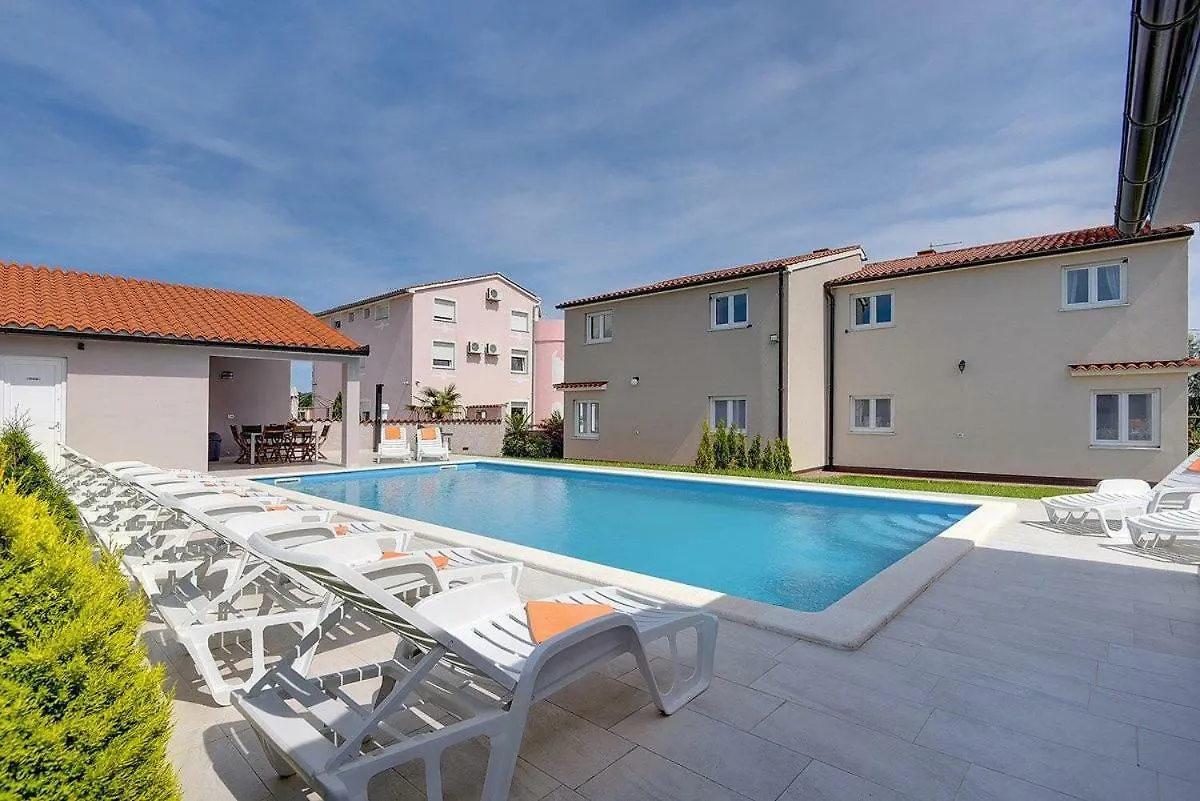 Сasa de vacaciones Villa Marcelia Pula Croacia